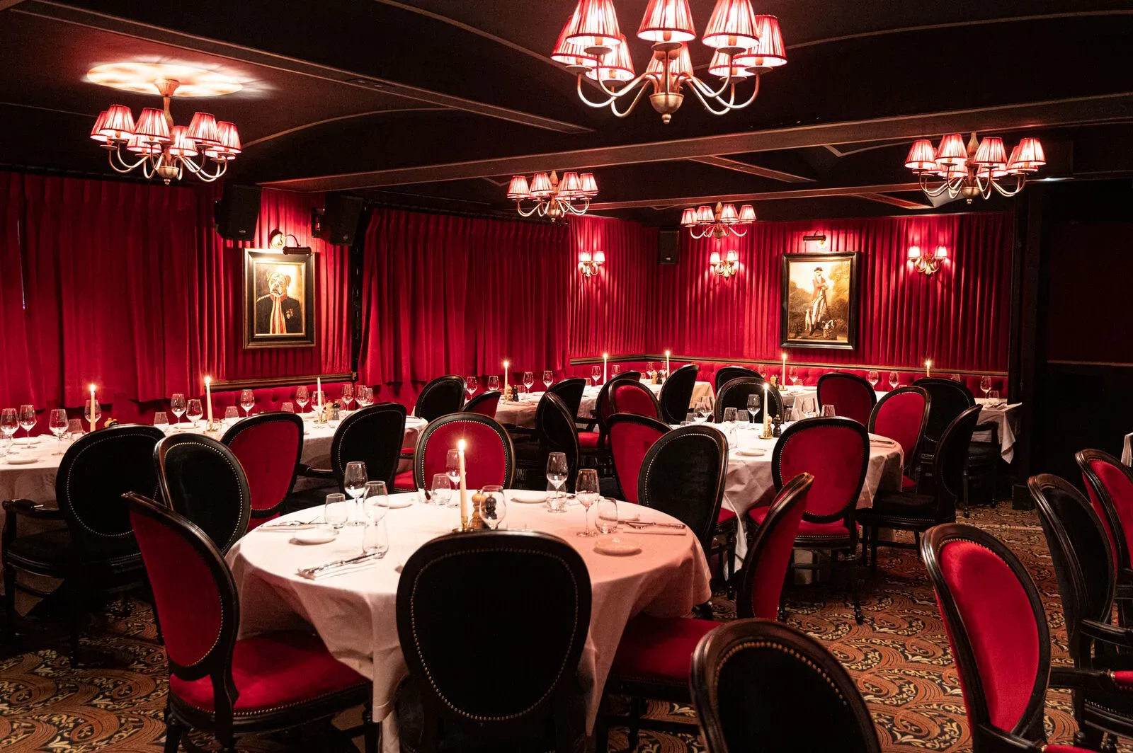 Paris’s Famous Piano Bar, Le Piaf Is Finally Opening In Dubai