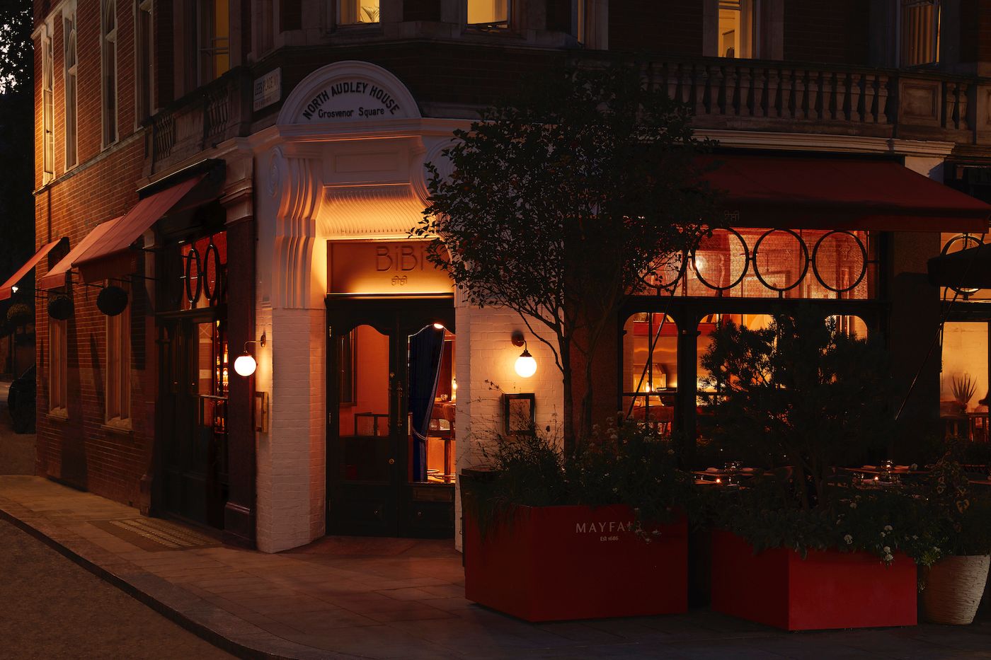 BiBi Lates: Mayfair's Late-Night Indian Dining Experience