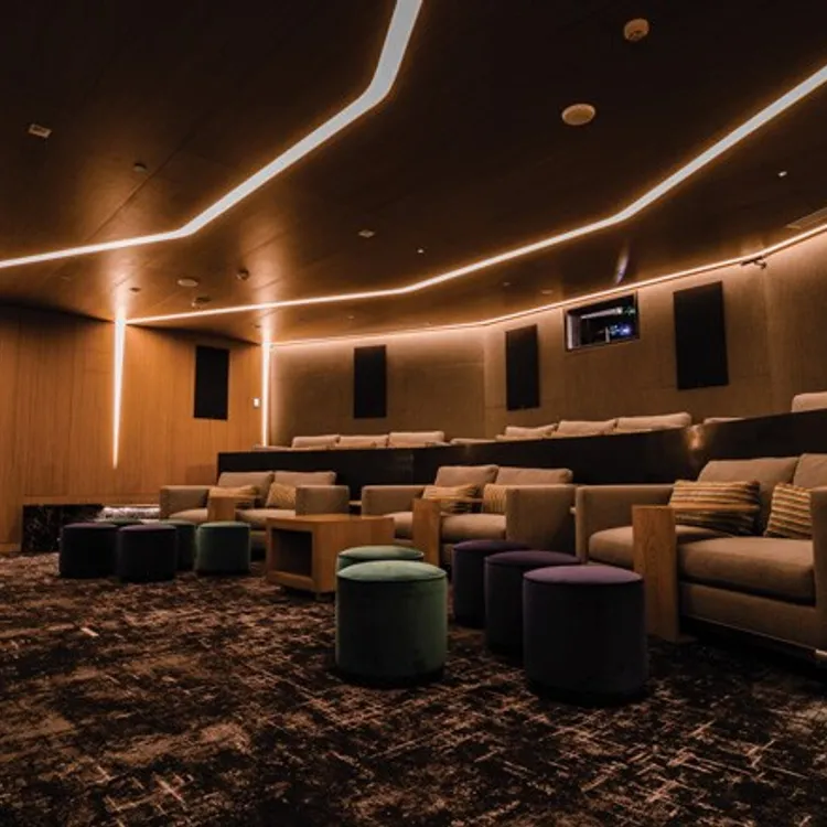 Top 6 Unique Cinema Experiences in Dubai You Must Try