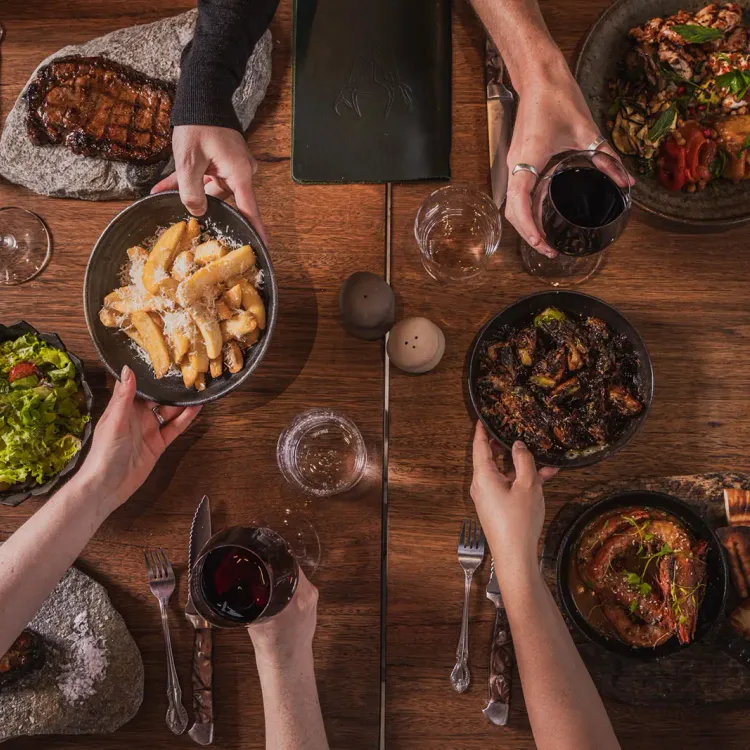 Hunter & Barrel Dubai: Award-Winning Steakhouse in Emirates Hills