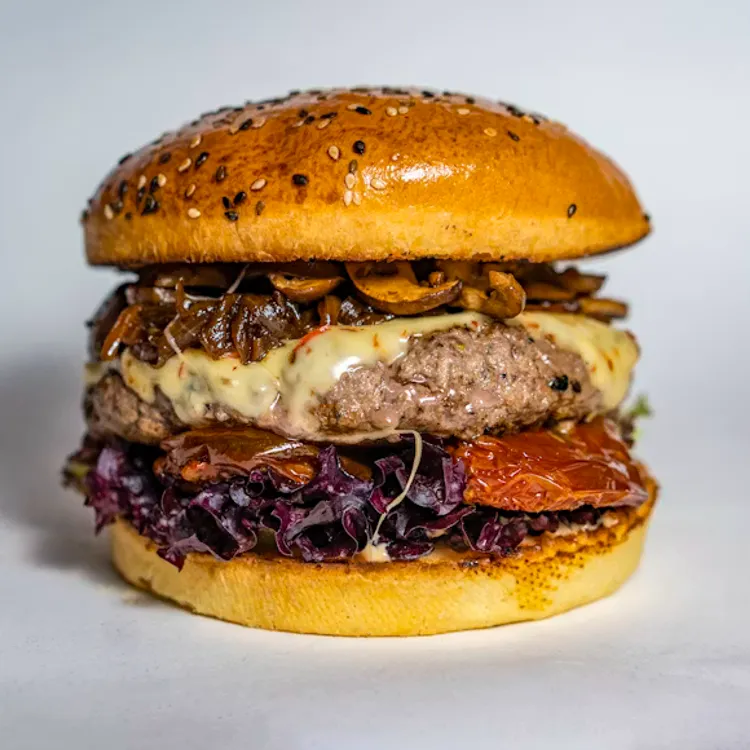 Top 5 Burger Places in Bengaluru That Are Actually Worth Your Money