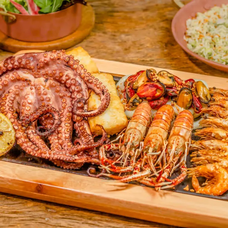 Explore An Evening of Seafood at Borough Market, London 2026