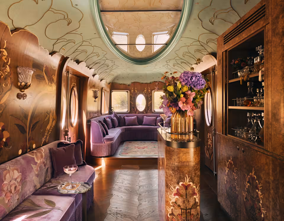 Celia on the British Pullman: Baz Luhrmann's Luxury Train Carriage in the UK